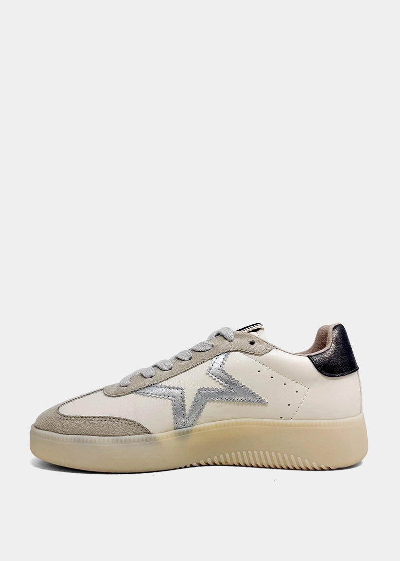 PEACHES
